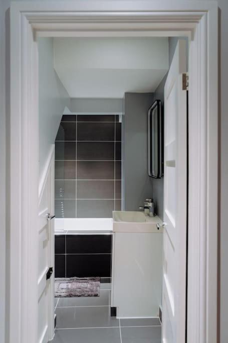 Apartment Modern 1br In Brixton - Just Renovated!